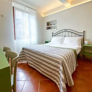 ベッド・アンド・ブレックファスト B＆b サン フランチェスコ, シエーナ