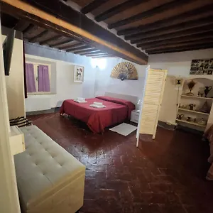 Appartement La Casa Del Conte By Francigena, Sienne